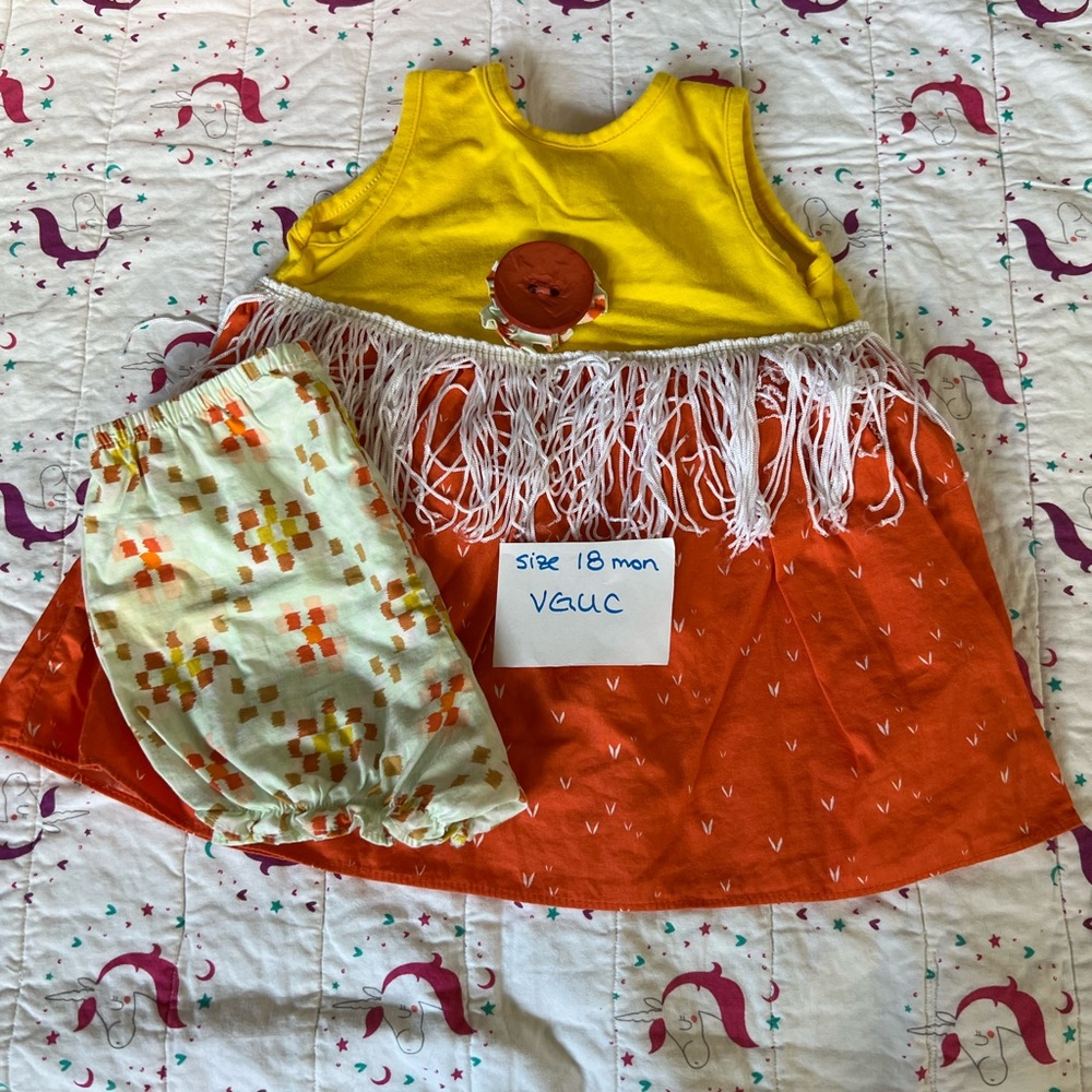 Yellow/orange bloomer set Ricrac 18m great condition